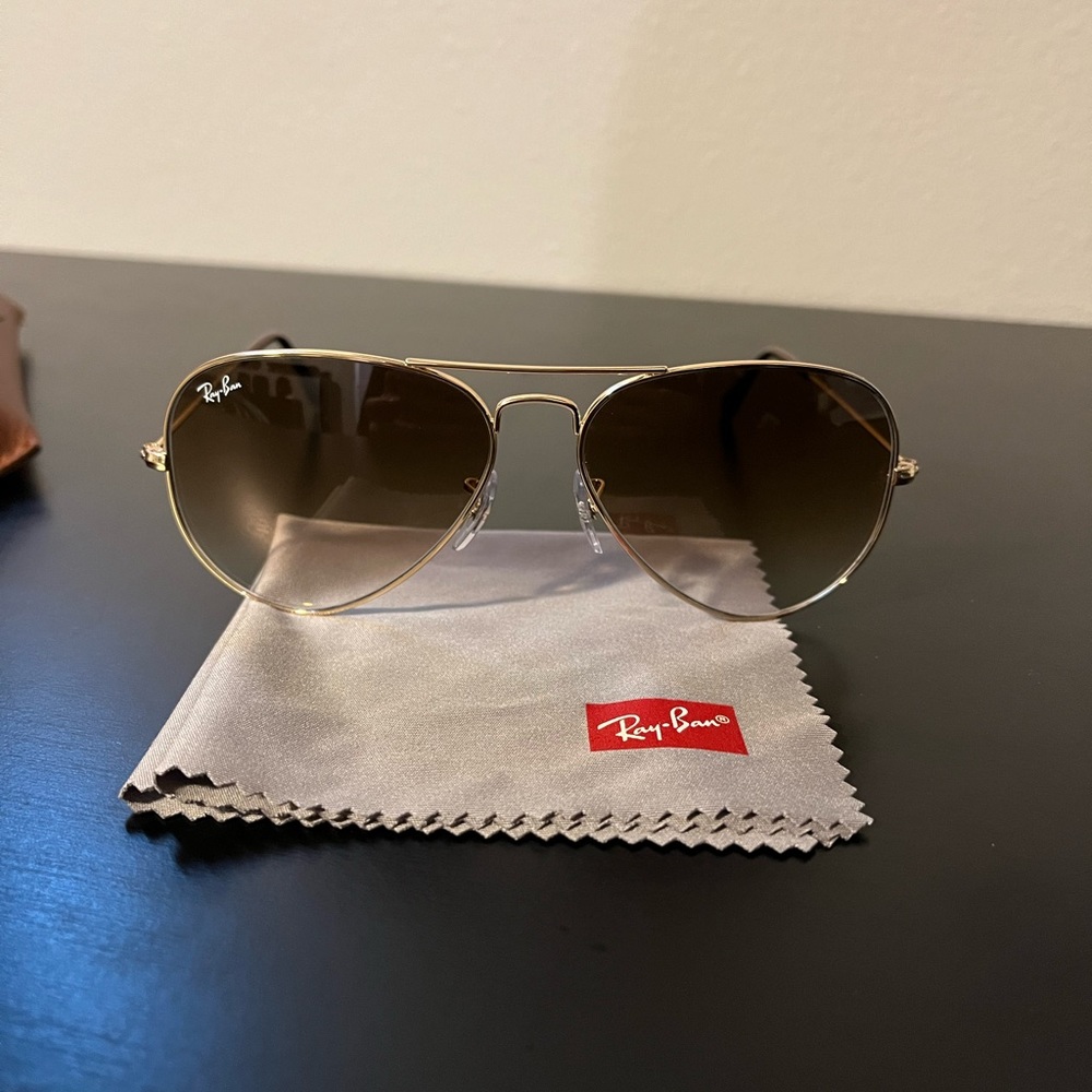 Ray-Ban Aviator Sunglasses